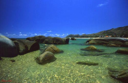 nhatrangbeach2.jpg